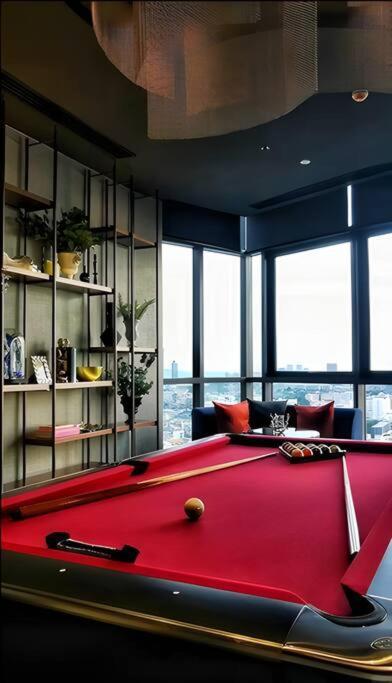 With Roof Pool Apartment Pattaya