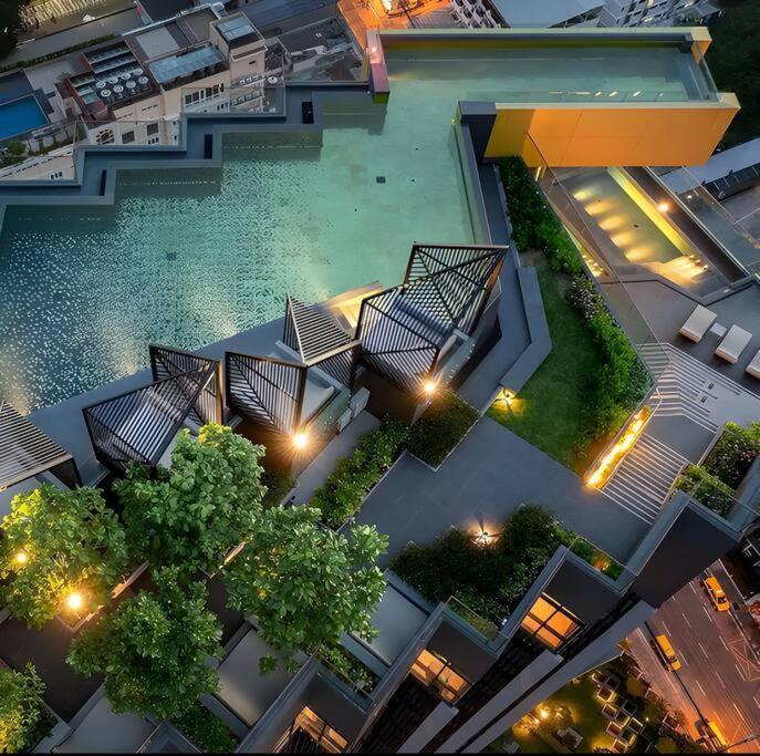 With Roof Pool Apartment